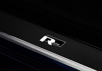 Подержанный автомобиль Volkswagen Passat Sedan 2017 года (12 фото)