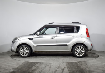 Подержанный автомобиль Kia Soul 2013 года (8 фото)