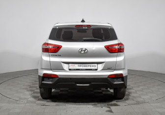 Подержанный автомобиль Hyundai Creta 2019 года (6 фото)