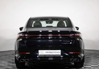 Подержанный автомобиль Geely Preface 2024 года (6 фото)