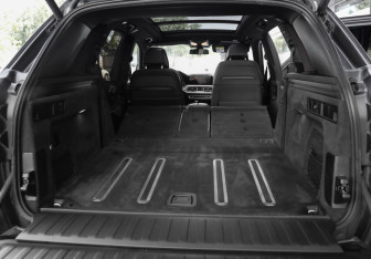 Подержанный автомобиль BMW X5 2019 года (36 фото)