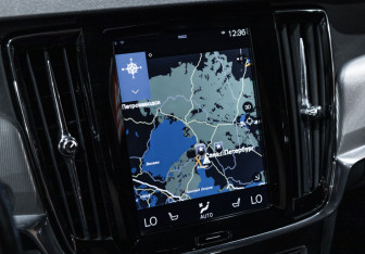 Подержанный автомобиль Volvo V90 Cross Country 2017 года (22 фото)