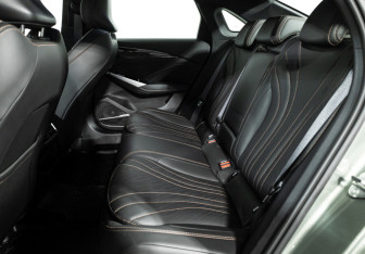 Подержанный автомобиль Geely Preface 2024 года (10 фото)