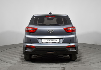 Подержанный автомобиль Hyundai Creta 2019 года (6 фото)