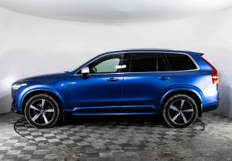 Подержанный автомобиль Volvo XC90 2016 года (9 фото)