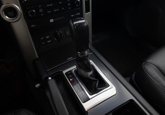 Подержанный автомобиль Toyota Land Cruiser Prado 2010 года (14 фото)