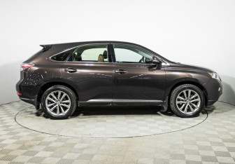 Подержанный автомобиль Lexus RX 2014 года (4 фото)
