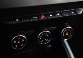 Подержанный автомобиль Renault Arkana 2021 года (14 фото)