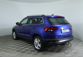 Подержанный автомобиль Skoda Karoq 2020 года (6 фото)