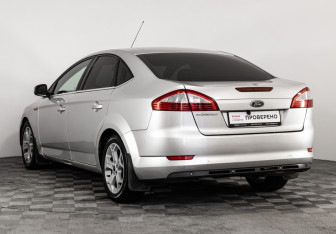 Подержанный автомобиль Ford Mondeo Sedan 2008 года (7 фото)