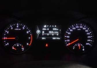 Подержанный автомобиль Kia Optima Sedan 2017 года (22 фото)