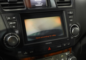 Подержанный автомобиль Toyota Highlander 2012 года (15 фото)