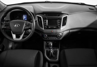 Подержанный автомобиль Hyundai Creta 2016 года (13 фото)