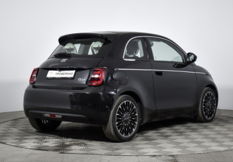 Подержанный автомобиль Fiat 500 Hatchback 2021 года (5 фото)