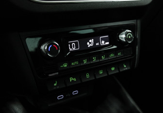 Подержанный автомобиль Skoda Rapid Liftback 2021 года (19 фото)