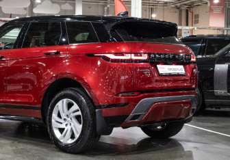 Подержанный автомобиль Land Rover Range Rover Evoque 2019 года (12 фото)