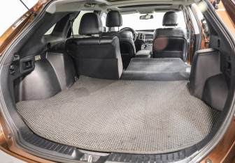 Подержанный автомобиль Toyota Venza 2014 года (26 фото)