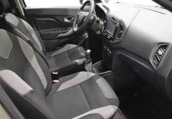 Подержанный автомобиль LADA (ВАЗ) XRAY 2016 года (12 фото)