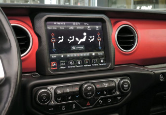 Подержанный автомобиль Jeep Wrangler 2020 года (19 фото)