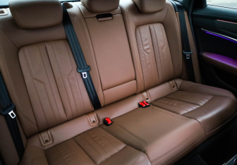 Подержанный автомобиль Audi A6 Sedan 2021 года (33 фото)