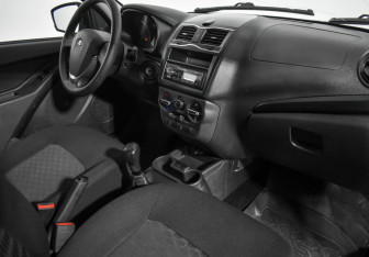 Подержанный автомобиль LADA (ВАЗ) Granta Sedan 2023 года (14 фото)