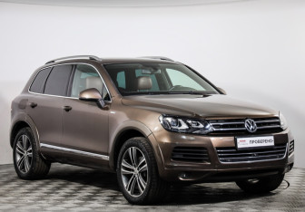 Подержанный автомобиль Volkswagen Touareg 2014 года (3 фото)