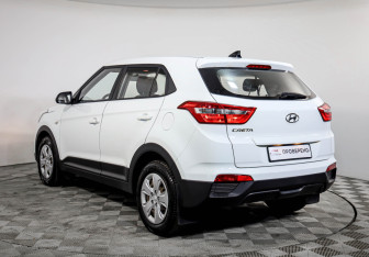 Подержанный автомобиль Hyundai Creta 2016 года (7 фото)