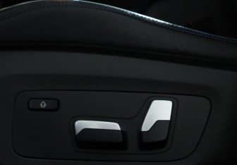 Подержанный автомобиль BMW X3 2019 года (18 фото)