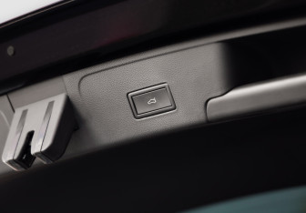 Подержанный автомобиль Volkswagen Teramont 2024 года (38 фото)