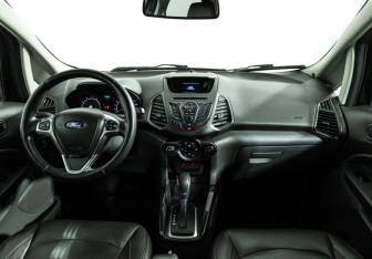 Подержанный автомобиль Ford EcoSport 2014 года (13 фото)