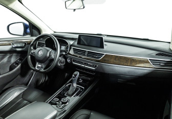 Подержанный автомобиль DongFeng 580 2023 года (9 фото)