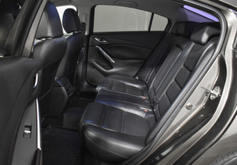 Подержанный автомобиль Mazda 6 Sedan 2015 года (12 фото)