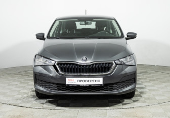 Подержанный автомобиль Skoda Rapid Liftback 2020 года (2 фото)
