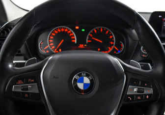 Подержанный автомобиль BMW X4 2019 года (17 фото)