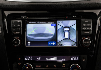 Подержанный автомобиль Nissan X-Trail 2016 года (16 фото)