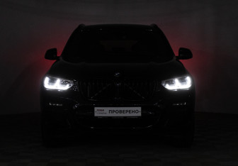 Подержанный автомобиль BMW X3 2020 года (23 фото)