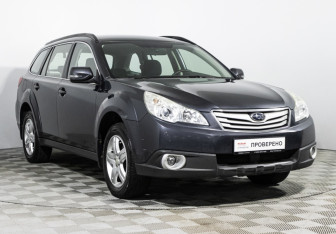 Подержанный автомобиль Subaru Outback Wagon 2011 года (3 фото)