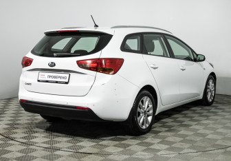 Подержанный автомобиль Kia Ceed Wagon 2016 года (5 фото)
