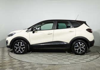 Подержанный автомобиль Renault Kaptur 2018 года (8 фото)