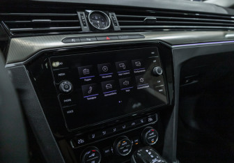 Подержанный автомобиль Volkswagen Arteon 2020 года (20 фото)