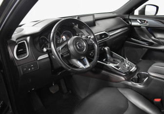 Подержанный автомобиль Mazda CX-9 2017 года (9 фото)