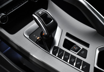 Подержанный автомобиль Geely Coolray 2021 года (11 фото)