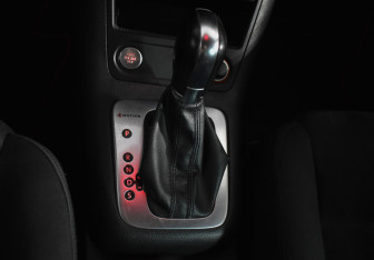 Подержанный автомобиль Volkswagen Tiguan 2012 года (16 фото)