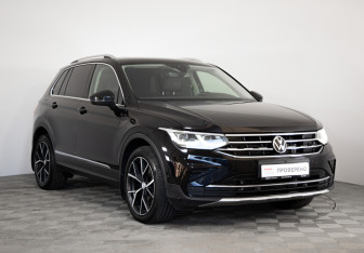 Подержанный автомобиль Volkswagen Tiguan 2021 года (3 фото)