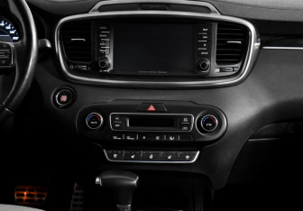 Подержанный автомобиль Kia Sorento 2019 года (17 фото)