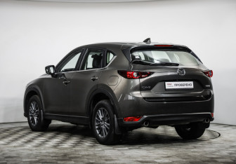 Подержанный автомобиль Mazda CX-5 2021 года (7 фото)