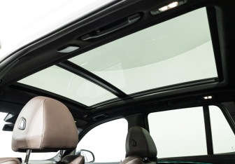 Подержанный автомобиль BMW X3 2019 года (15 фото)