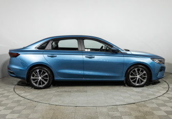 Подержанный автомобиль Geely Emgrand 2023 года (4 фото)