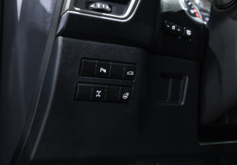 Подержанный автомобиль Lexus NX 2017 года (28 фото)