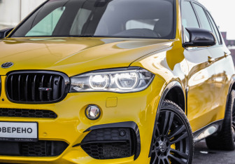 Подержанный автомобиль BMW X5 2013 года (2 фото)